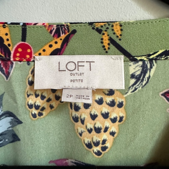 LOFT Green Floral Long Sleeve Genuine Wrap Dress - Picture 4 of 6